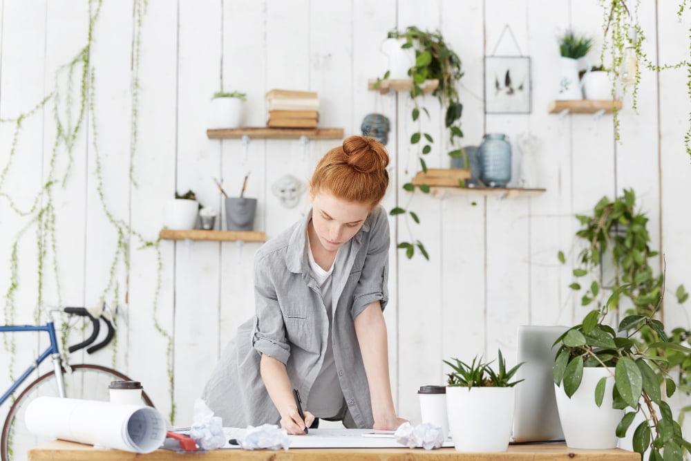 Creează iluzii optice