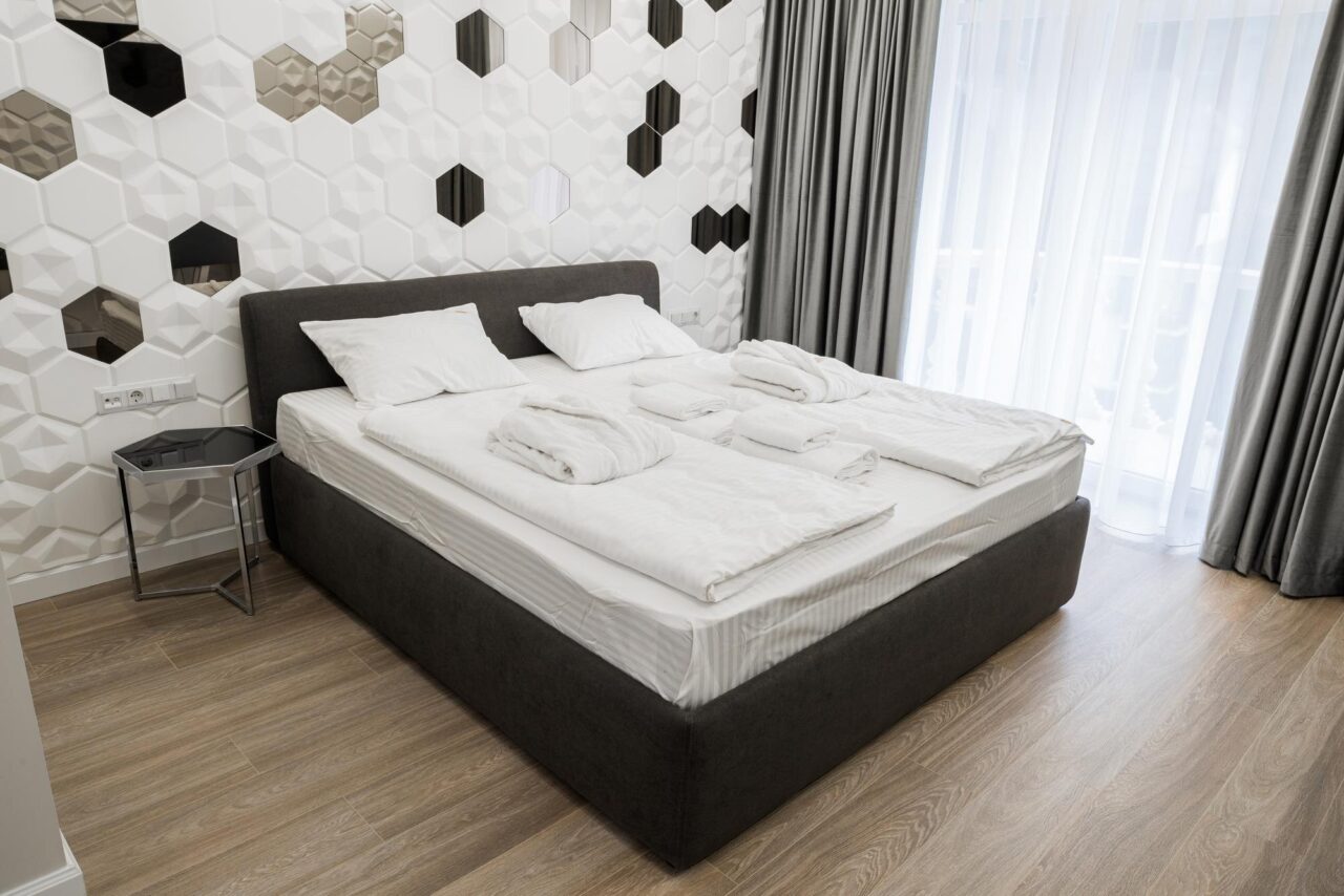 Ce saltea 200x200 alegi pentru un pat matrimonial foarte mare