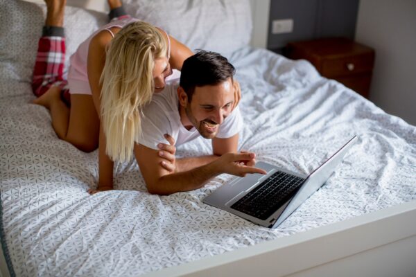 Ce saltea 160x200 alegi online: ce trebuie să verifici înainte de comandă