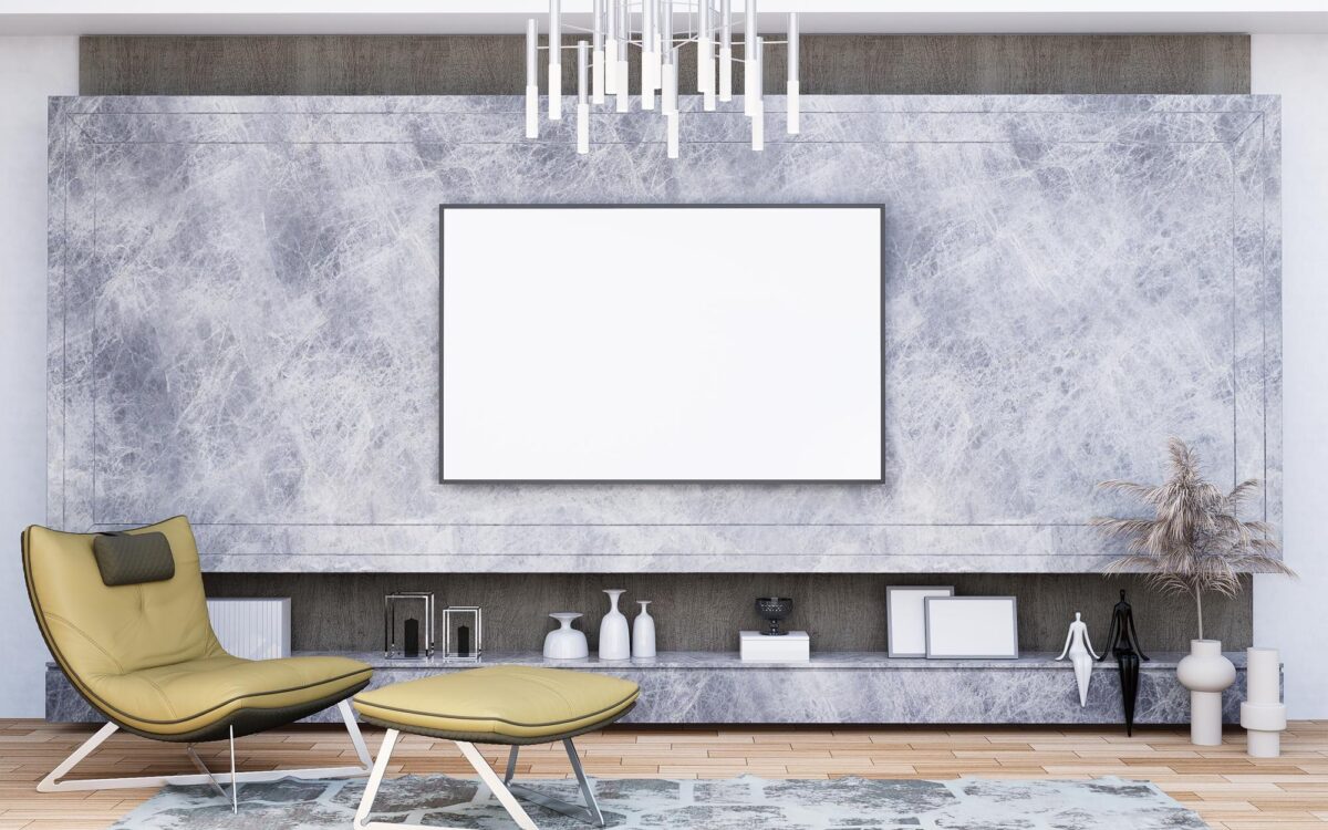 La ce înălțime se montează un televizor de 55 inch pe perete