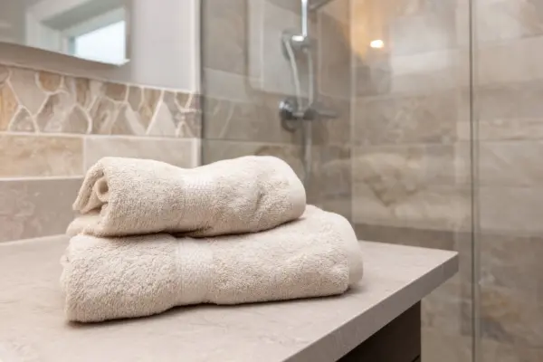 Unde pui prosoapele într-o baie cu puțin spațiu